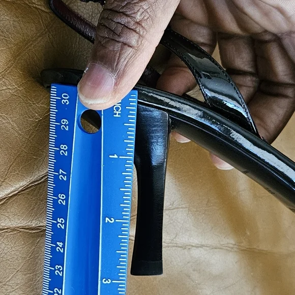 Louis Vuitton Black Patent Purple Bow Accent Heels Size 5.5 US (Fits Size 6) - Picture 14 of 14